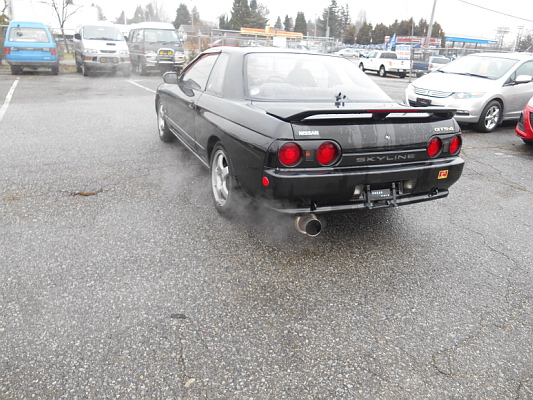 Nissan
                          Skyline